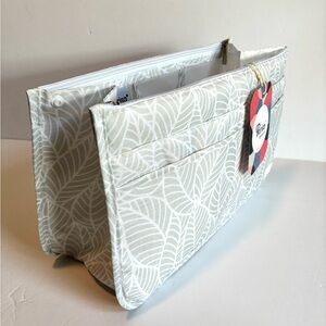 SALE NWT Purse Organizer